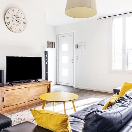 Maison Familiale En Pierre A 10 Min De Bordeaux Bassens  Εξωτερικό φωτογραφία